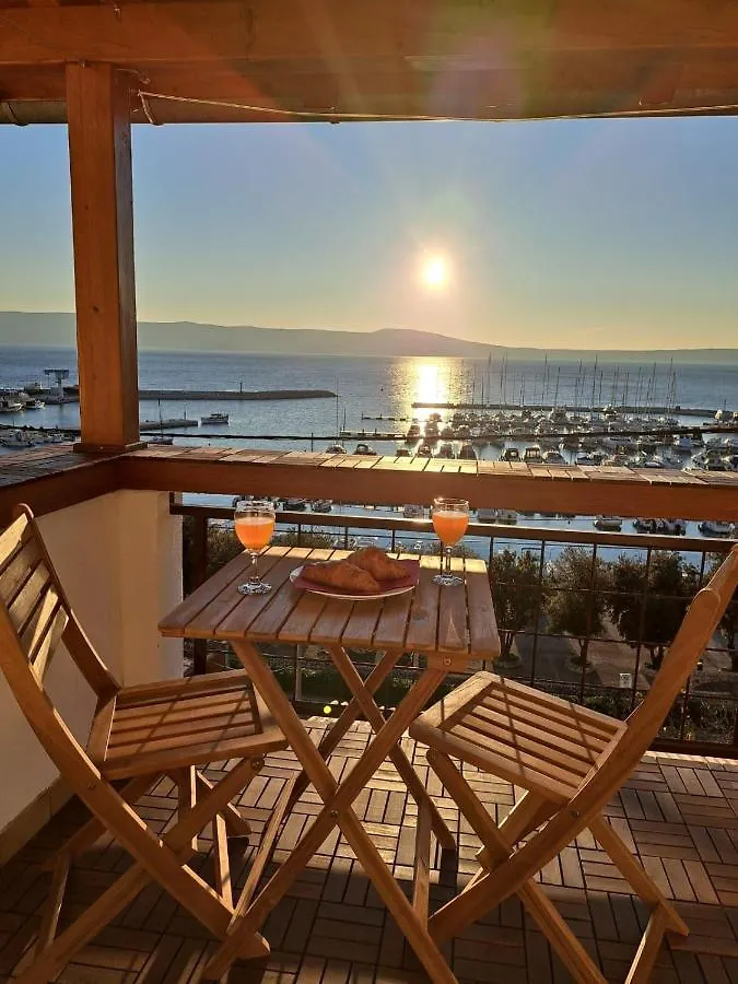 Romantic Coastal House In Old Town Of Novi Vinodolski Holiday home